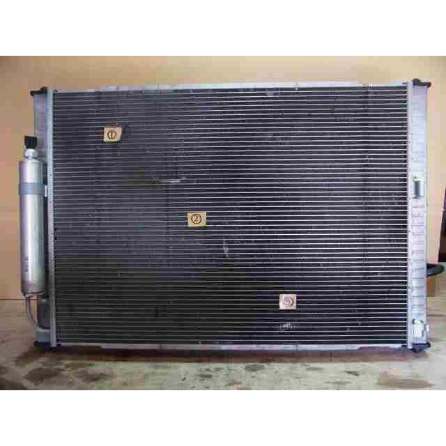 送料無料 平成24年 スカイライン V36 ラジエーター 中古 即決