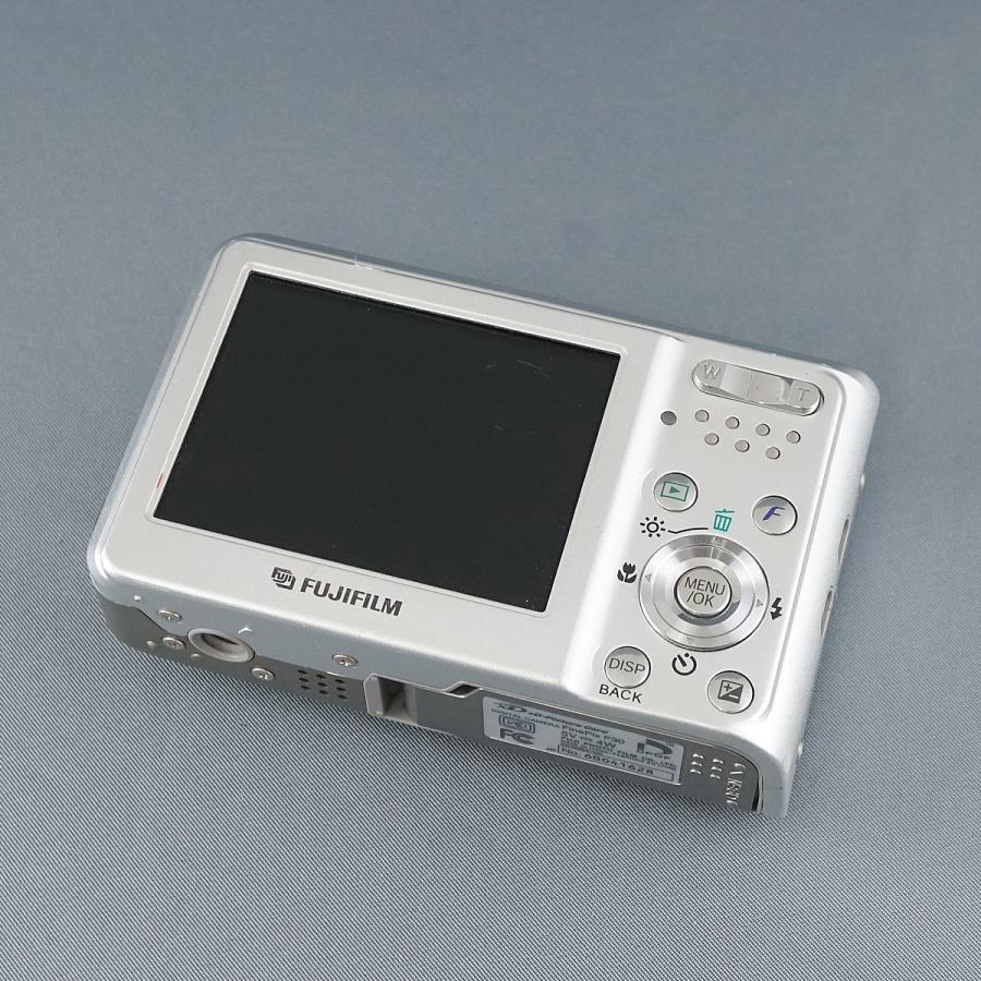 FinePix FUJIFILM F30 デジタルカメラ USED美品 光学3倍ズーム 630万