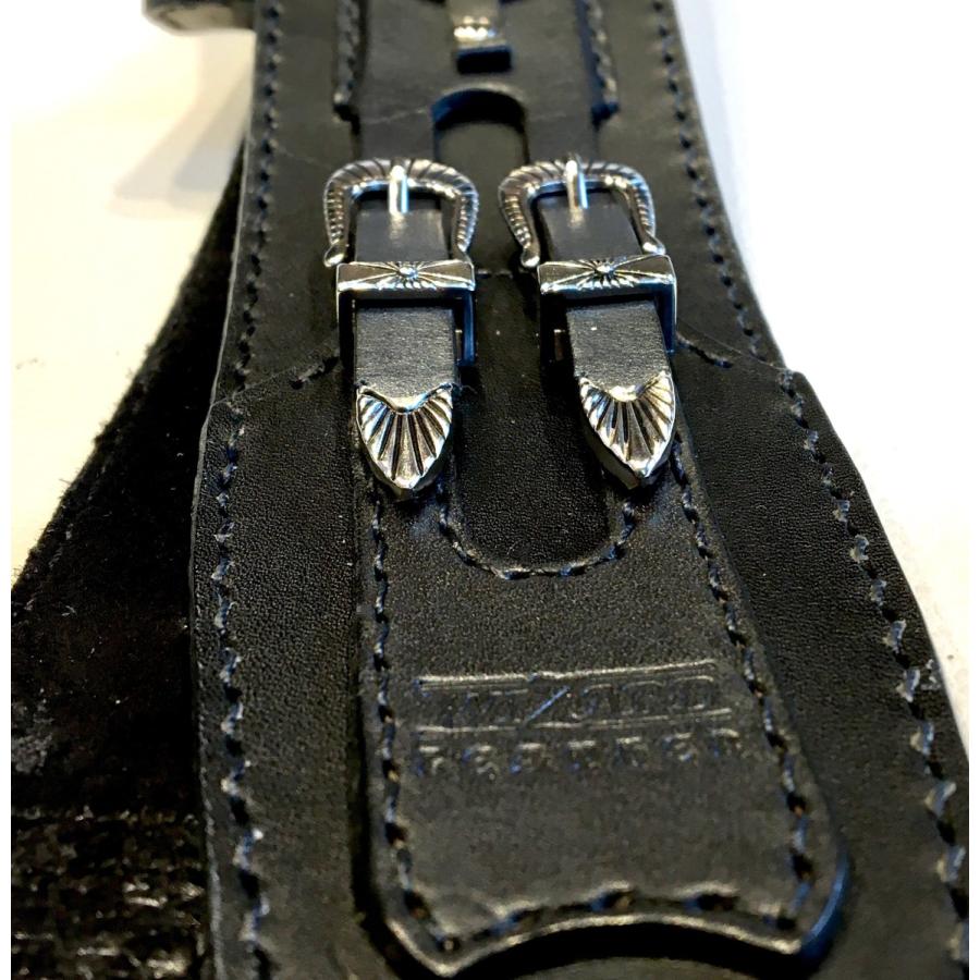 本革製ギター・ストラップ（ダブル・バックル／スロット・コンチョ