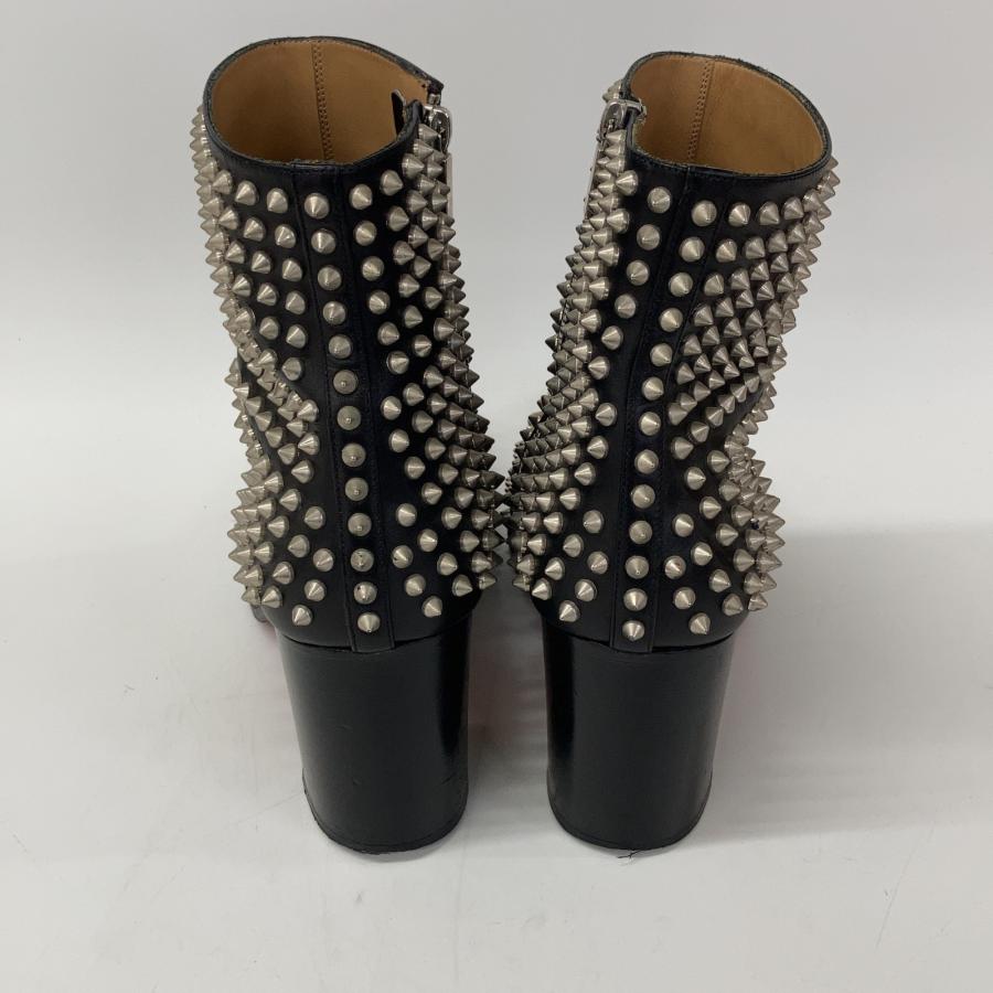 Christian Louboutin（クリスチャンルブタン） スパイクスタッズ