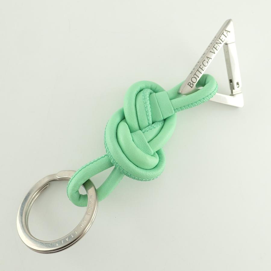 美品 BOTTEGA VENETA ボッテガヴェネタ トライアングル キーチェーン
