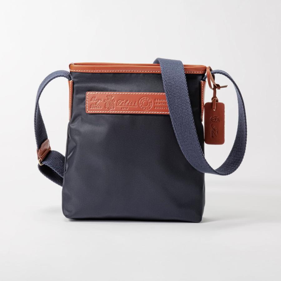 Felisi（フェリージ） Felisi 19/66 DS ショルダーバッグ メンズ