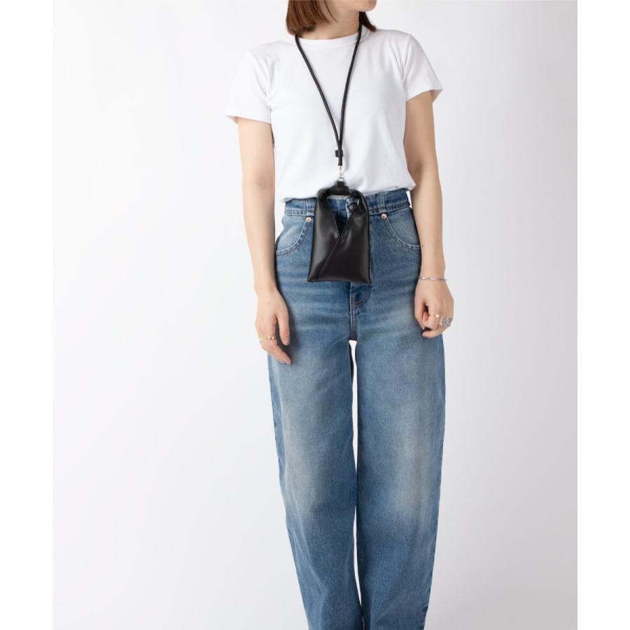 MM6 エムエムシックス SA5VL0001 P4313 スマホショルダー