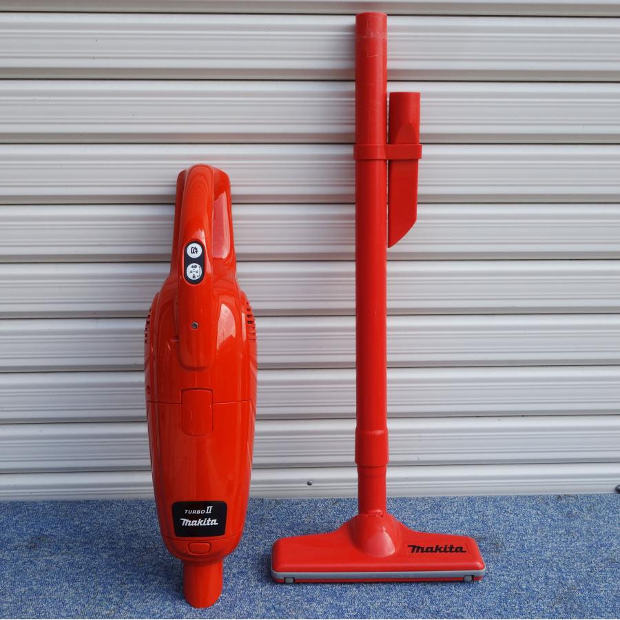マキタ（makita） 送料無料 ◇ 充電式 クリーナー オレンジ CL103DX
