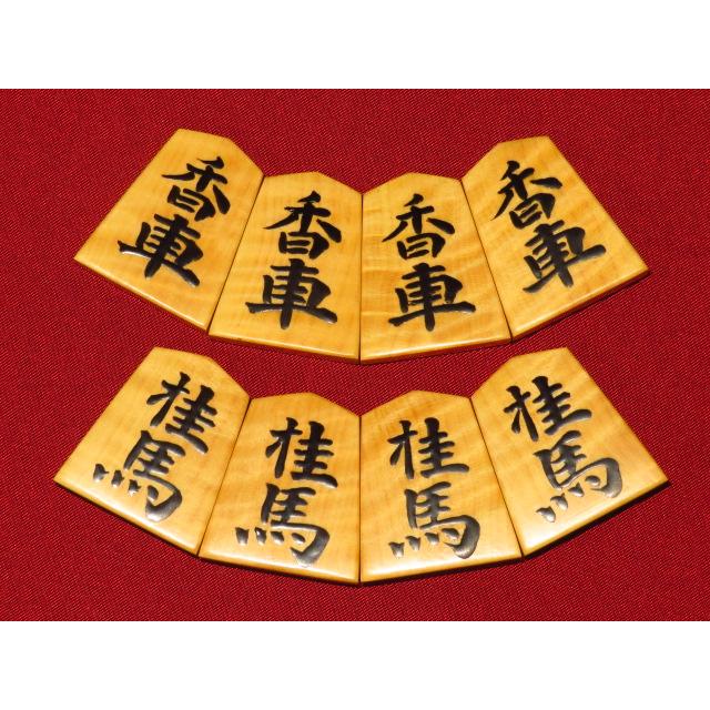 将棋駒 熊澤良尊作三玉水無瀬兼成御蔵島黄楊虎杢盛上将棋駒/新品 良尊