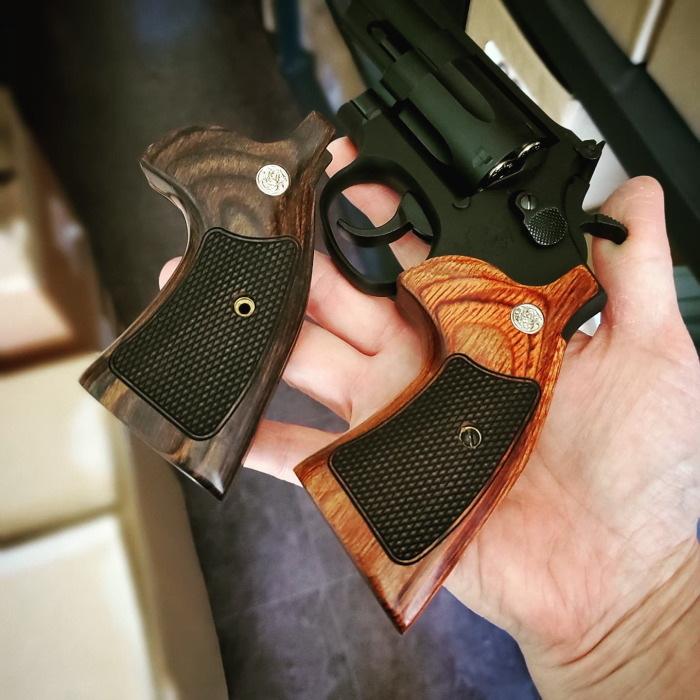 アルタモント S&W Kフレーム ラウンドバット用 木製グリップ