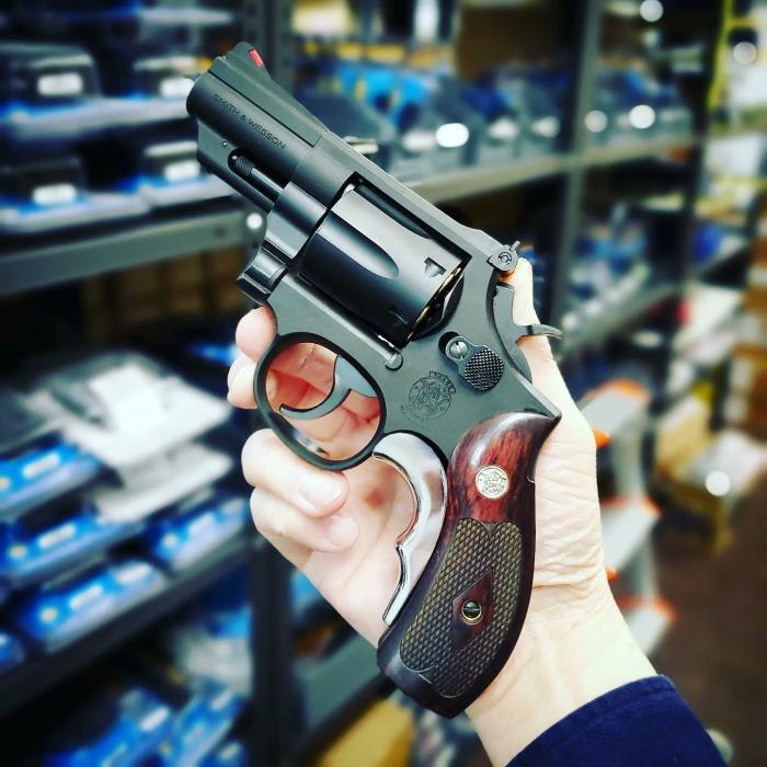 ☆アルタモント S&W Kフレーム ラウンドバット用 木製グリップ
