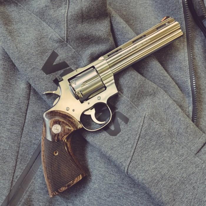 ☆アルタモント COLT パイソン 2020 純正 木製グリップ ターゲット