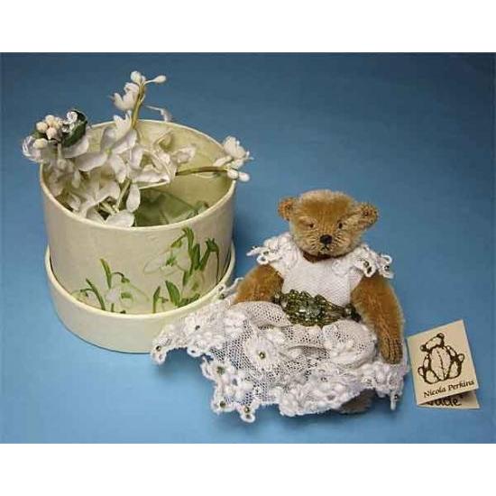 アーティストベア Nicola Perkins Jade くまのぬいぐるみ : テディベア