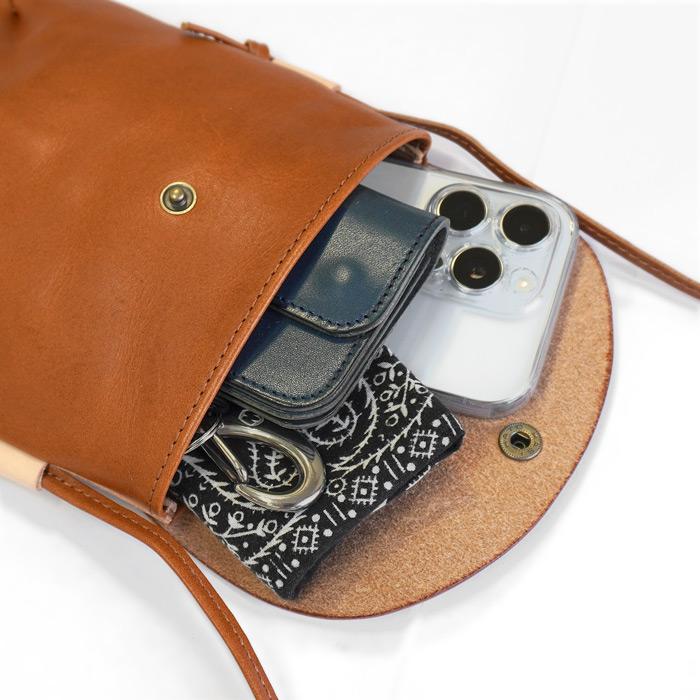 爆買 B3LABO PULLUP SHOULDER BAG ビースリーラボ ショルダーバッグ 本