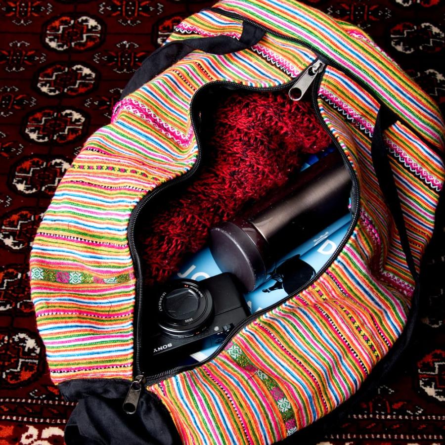 送料無料 ショルダーバッグ モン族 バック モン族刺繍 まんまる