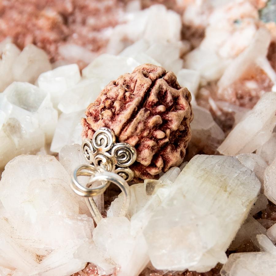 数珠 インドの数珠 ネックレス 首飾り (3面)ルドラクシャのペンダント