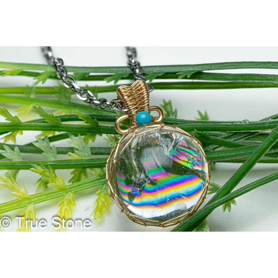 アイリスクォーツ ペンダントトップ 水晶丸玉 レインボークォーツ 虹