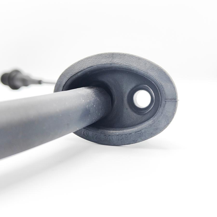 Mercedes-Benz（メルセデス・ベンツ） 純正 部品 アクセル・ワイヤー