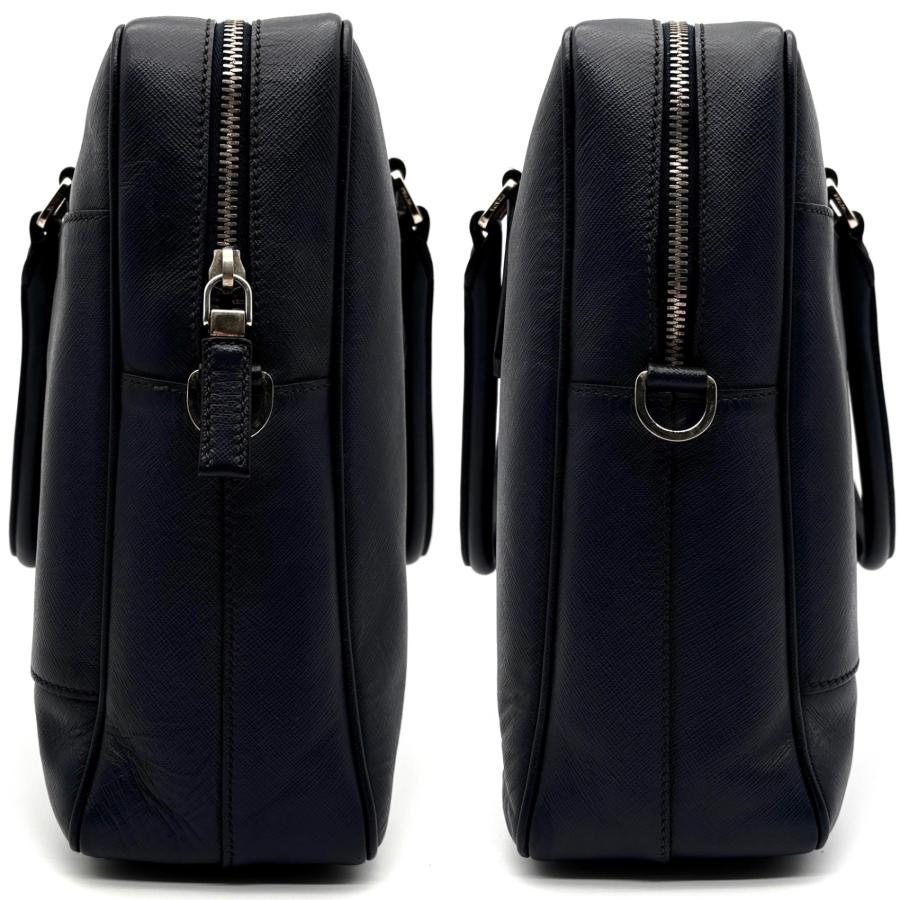 PRADA プラダ ブリーフケース ビジネスバッグ 三角ロゴ プレート 白