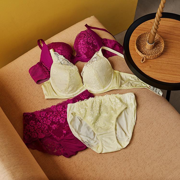 AMOSTYLE（アモスタイル） 期間限定セール 夢みるブラ DeepV ブラ