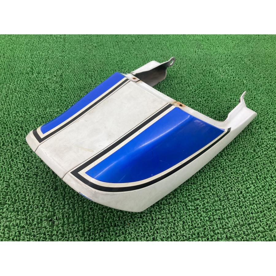 スズキ（SUZUKI） GSX400インパルス テールカウル 白/青 23E 純正 中古