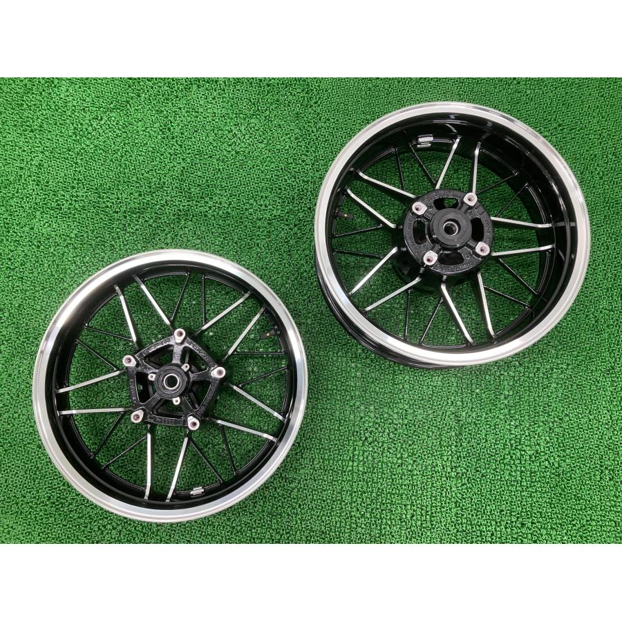 カワサキ（Kawasaki） Z900RS ホイール 前後 0666/0667 純正 中古