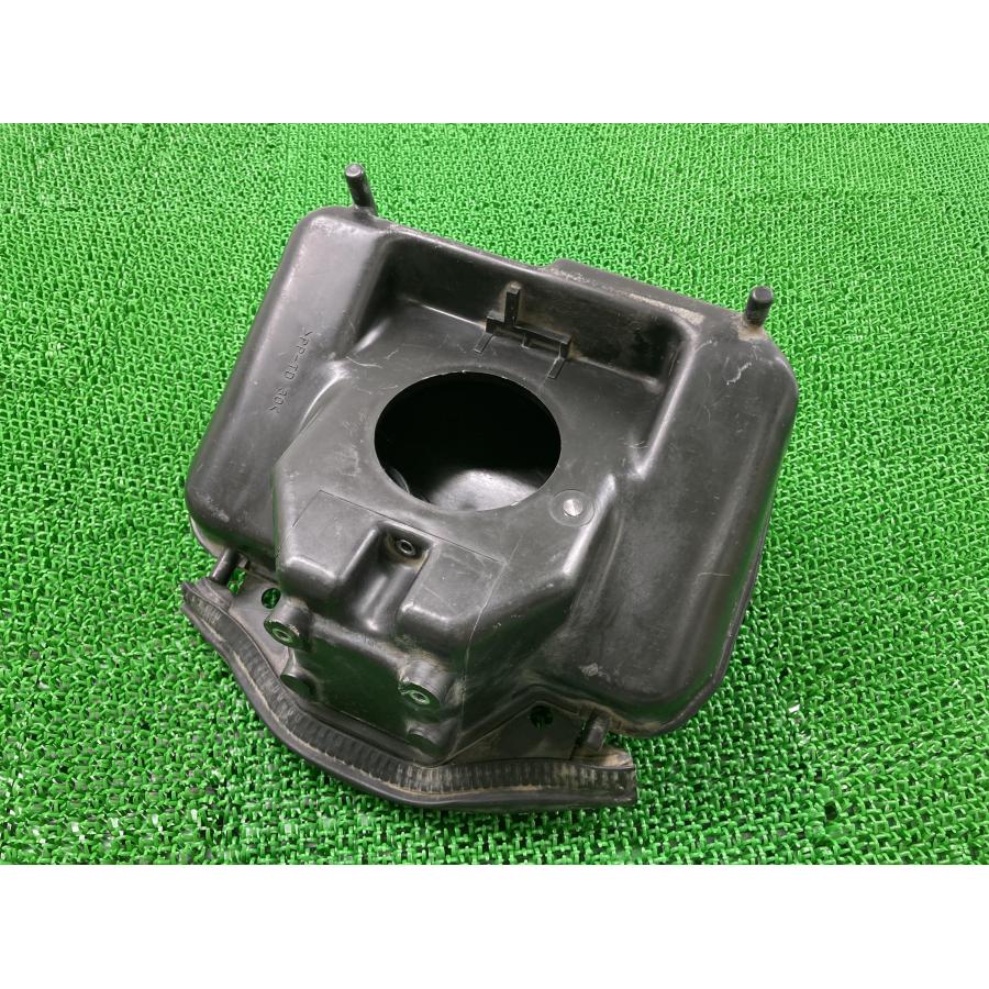 カワサキ（Kawasaki） ZRX400 エアクリーナーボックス 純正 中古