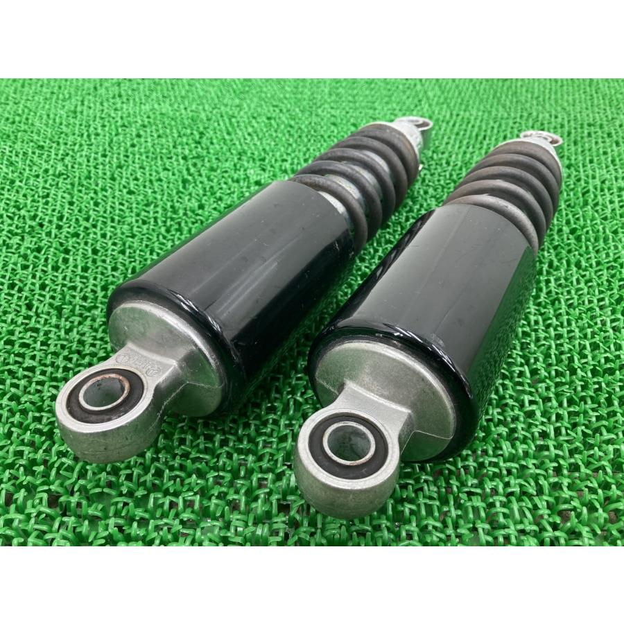 カワサキ（Kawasaki） W650 リアサスペンション 左右 純正 中古 バイク