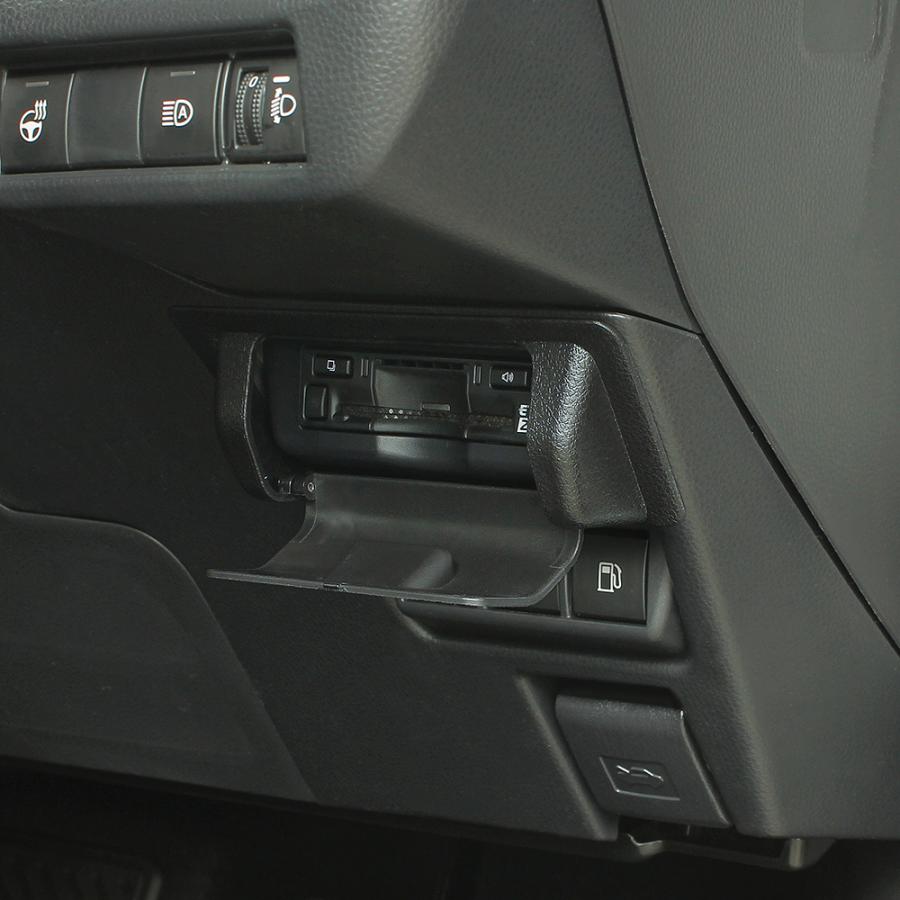 槌屋ヤック SY-P19 60系 プリウス (MXWH6＃/ZVW6＃) 専用 ビルトイン