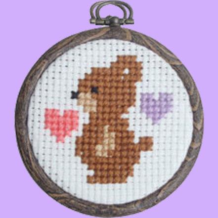 刺しゅうキット クロスステッチ 夏休み クマ No.7768 まんまるフレーム