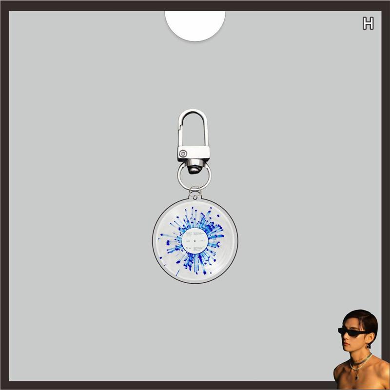 BTSグッズ 2024 防弾少年団 SOLO バンタン キーリング アクリル