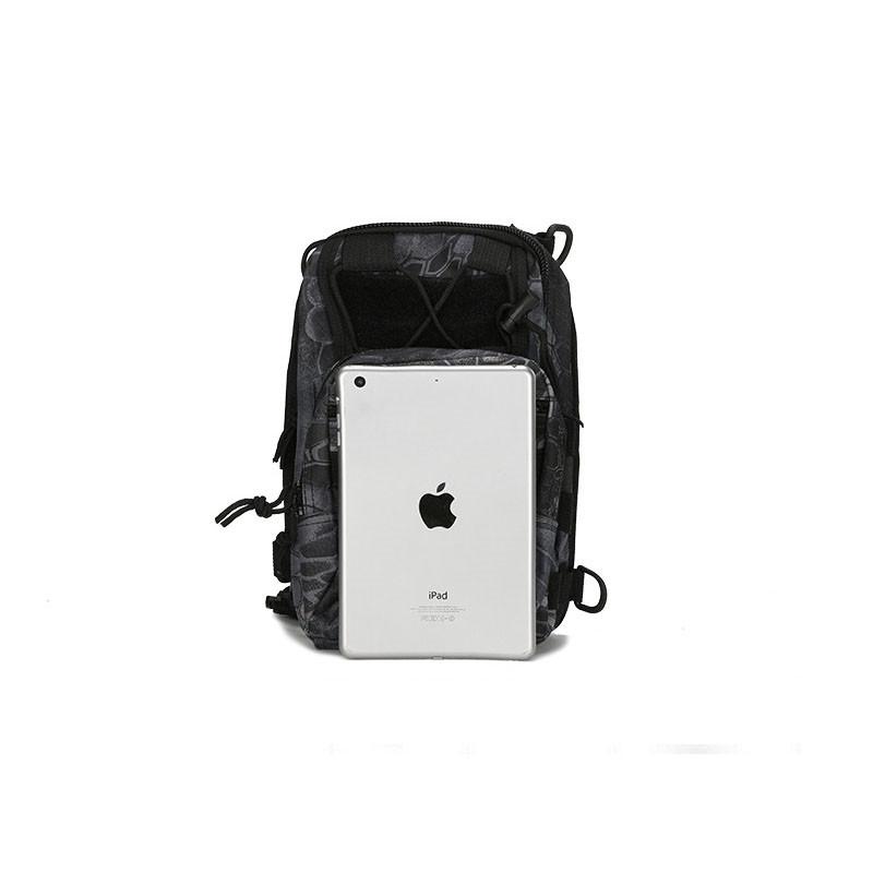 ボディバッグ メンズ 大きめ 大容量 斜め掛け ミリタリー 多機能 迷彩