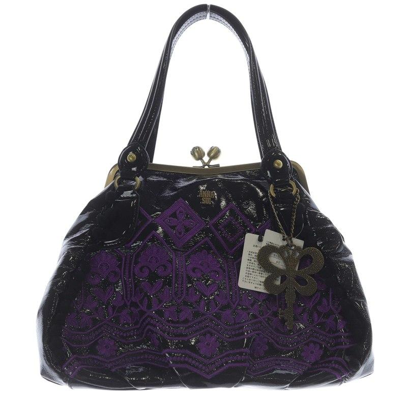ANNA SUI（アナスイ） 未使用品 がま口 エナメル 蝶チャーム
