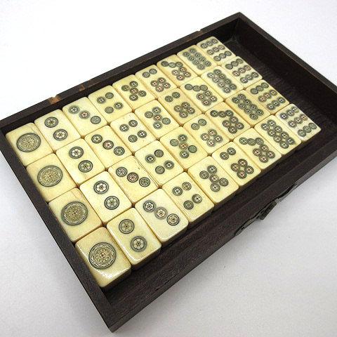 背竹 骨牌 麻雀牌 唐木箱 在銘入り 装飾金具 サイコロ 点棒付き