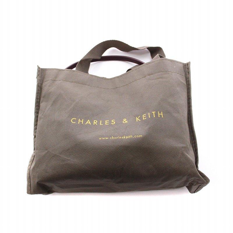 チャールズ&キース CHARLES&KEITH フロントフラップ チェーンハンドル
