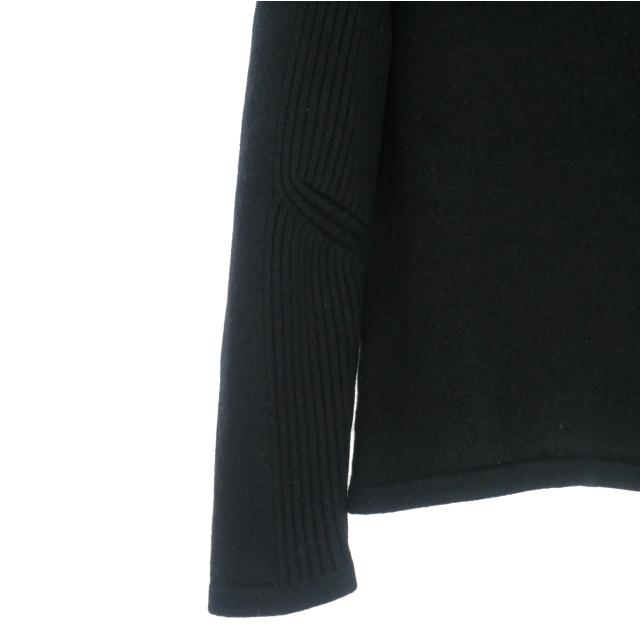 PRADA（プラダ） PRADA Re-Nylon トライアングルロゴ 胸ポケット