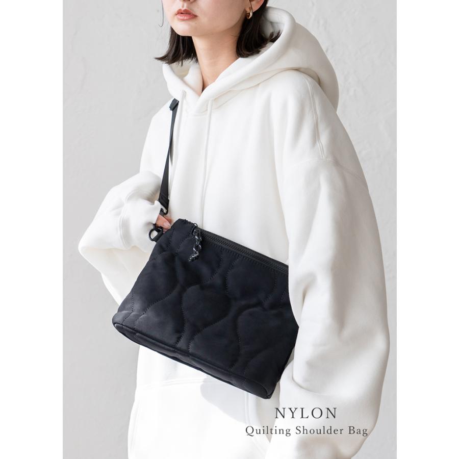 VitaFelice（ヴィータフェリーチェ） ショルダーバッグ レディース