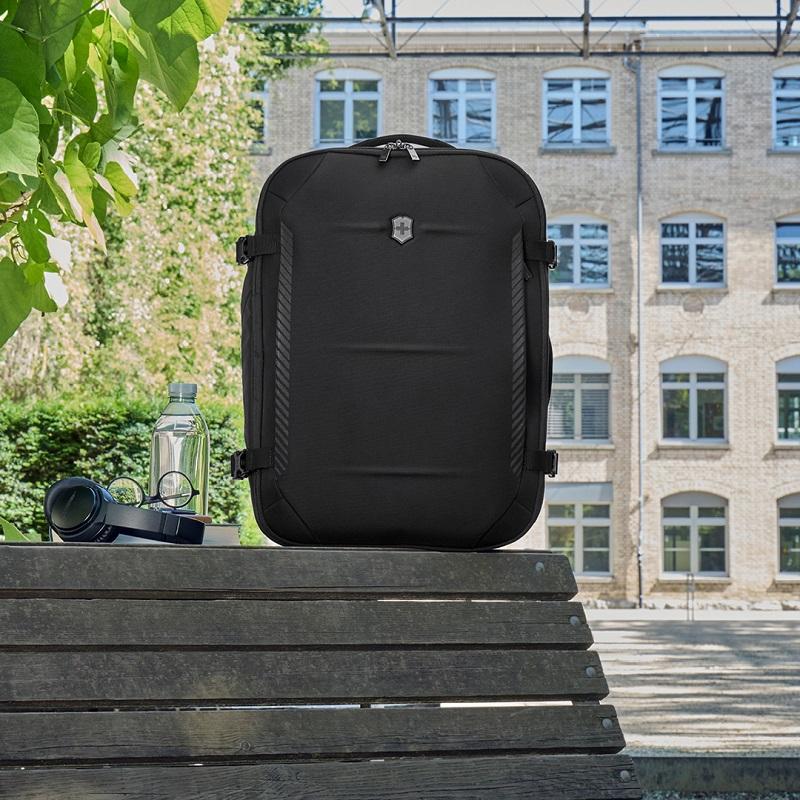 VICTORINOX（ビクトリノックス） 公式 クロスライト ボーディング