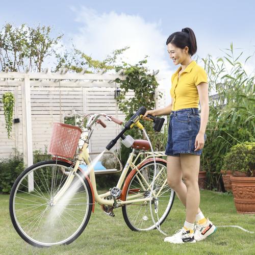 ケルヒャージャパン OC 5 家庭用モバイル高圧洗浄機 黒・黄