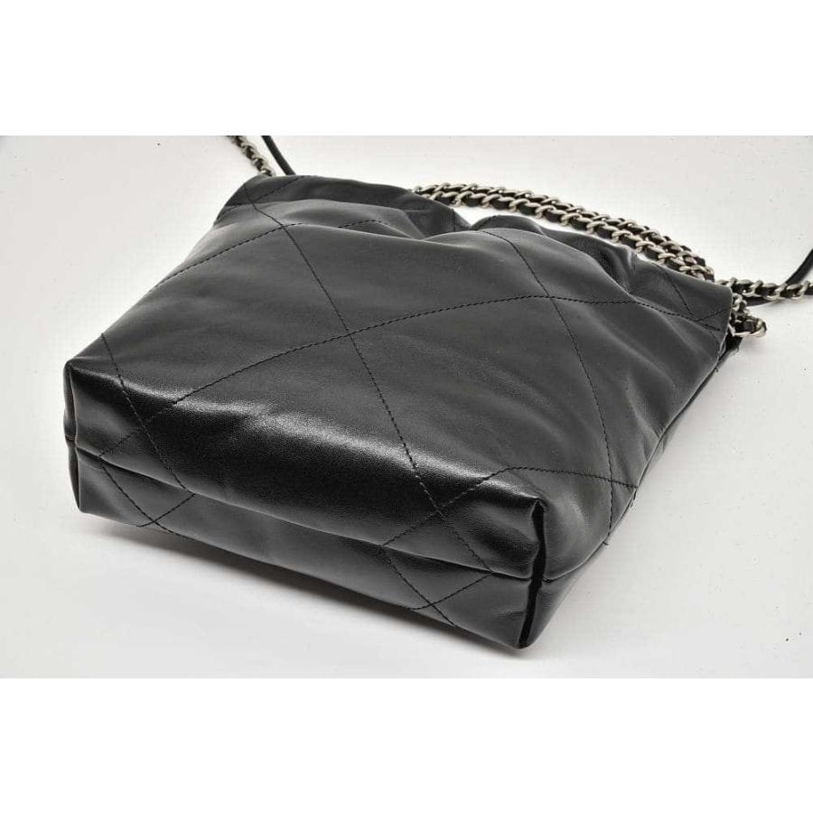 CHANEL（シャネル） CHANEL 22 ミニ ハンドバッグ チェーンショルダー