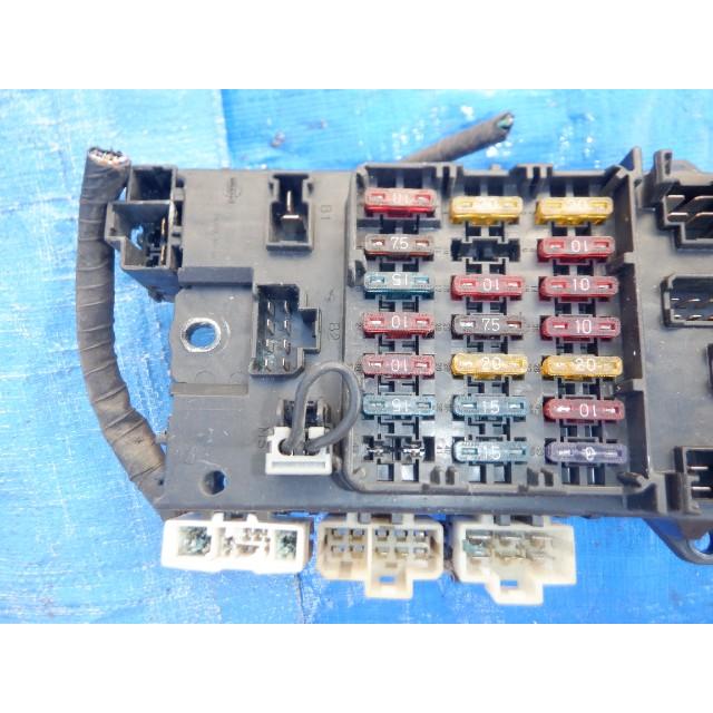 Z32 フェアレディZ 純正 メイン ヒューズボックス 39401/A2 : ヤマサキ