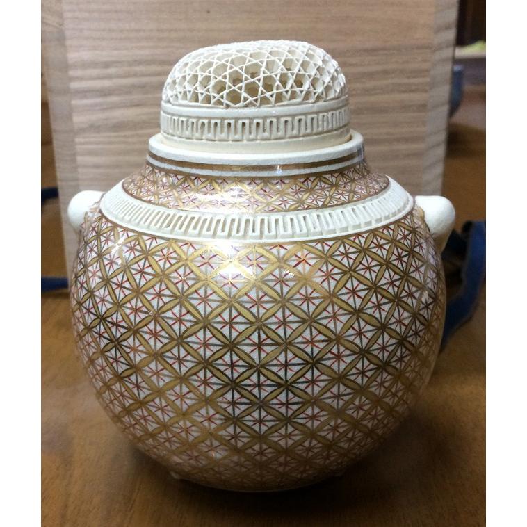 里帰り 豪華な薩摩焼 里帰りの豪華絢爛！薩摩焼