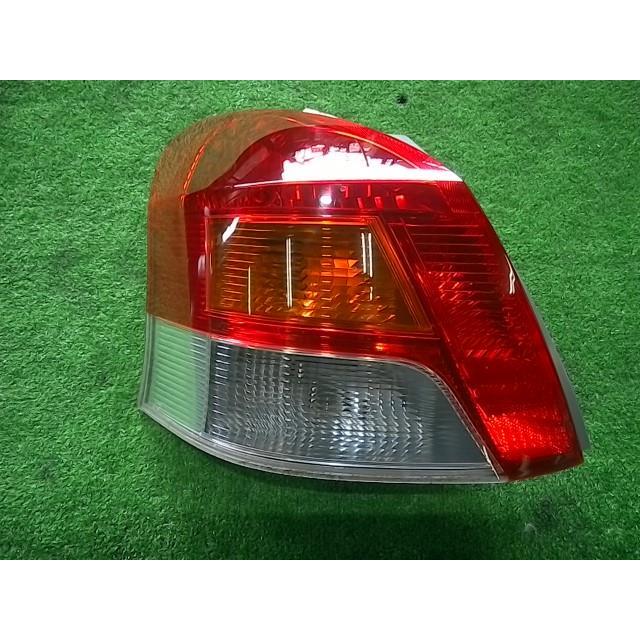 ヴィッツ DBA-SCP90 左テールランプ 81560-52640 060647 : BW山本商店