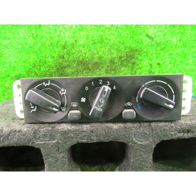 三菱 ミツビシ トッポBJ GF H47A エアコンスイッチ エアコンパネル