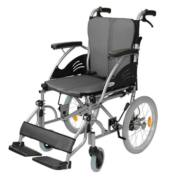 ケアテックジャパン ○割引クーポン対象○ 車椅子 軽量 コンパクト