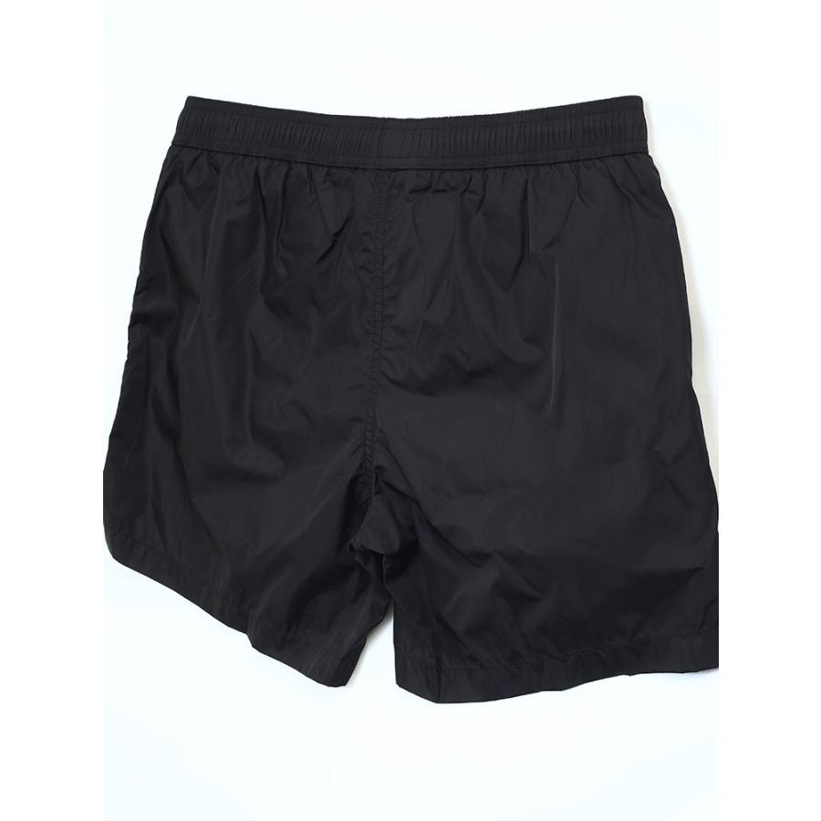 MONCLER（モンクレール） パンツ ハーフパンツ ショートパンツ メンズ