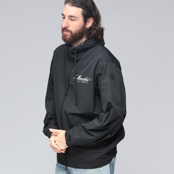 MONCLER（モンクレール） メンズ フード シーズンロゴ フルジップ