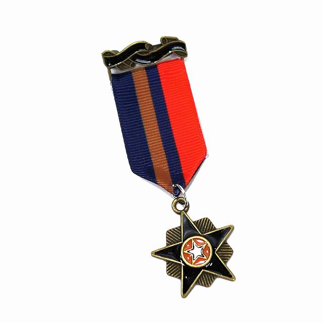 バッジ ミリタリー 勲章 赤 紺 茶色 スター ch14 勲章バッジ ワッペン