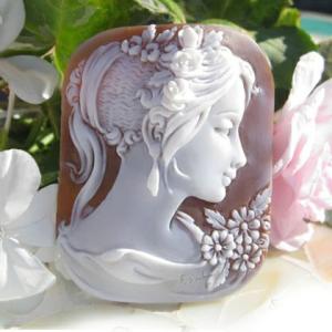 特大 シェルカメオ 手彫り 60×79mm ジュエリールース df451