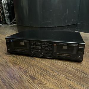 Victor ビクター TD-V711 3ヘッドカセットデッキ 【中古整備品