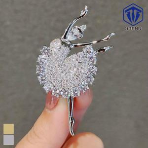 SWAROVSKI（スワロフスキー） ブローチ 犬 いぬ わんちゃん