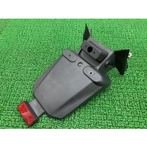 ホンダ（HONDA） CB750F リアフェンダー 純正 中古 バイク 部品 RC04