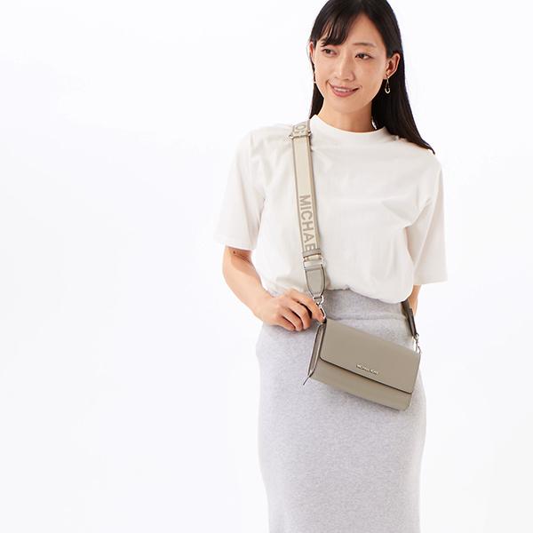 MICHAEL KORS（マイケルコース） JET SET ITEM LG ZA WALLET XBODY