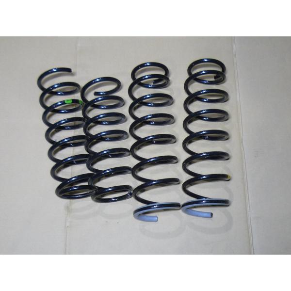 R7年新車外し品 ジムニーシエラJB74用純正スプリング1台分 : ショウワ